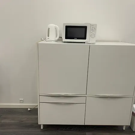 Quarto em Acomodações Particulares Private With Shared Bathroom In Of *