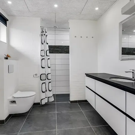 Homestay Private With Shared Bathroom In Of