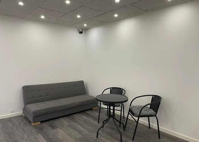 ホームステイ Private With Shared Bathroom In Of ビルン